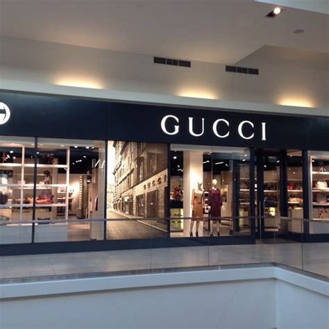 gucci stores locations